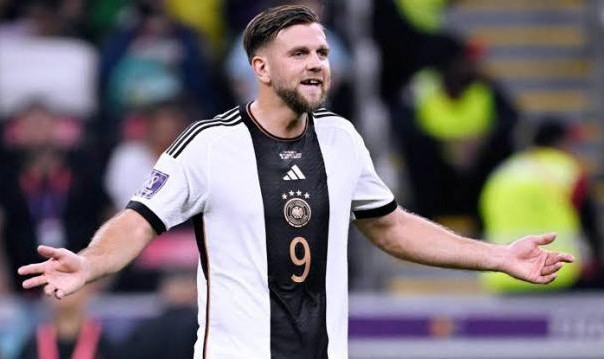 本来想组德国套，结果发现只有一个豁牙…