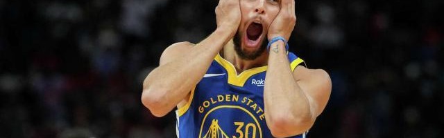 足球知识-三分4连击&amp;戏耍狄龙 库里神奇表现致敬《小鬼当家》