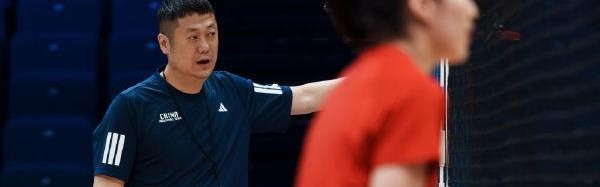 足球知识-历史首败捷克，女排教练赵勇：年轻选手欠缺大赛硬仗历练
